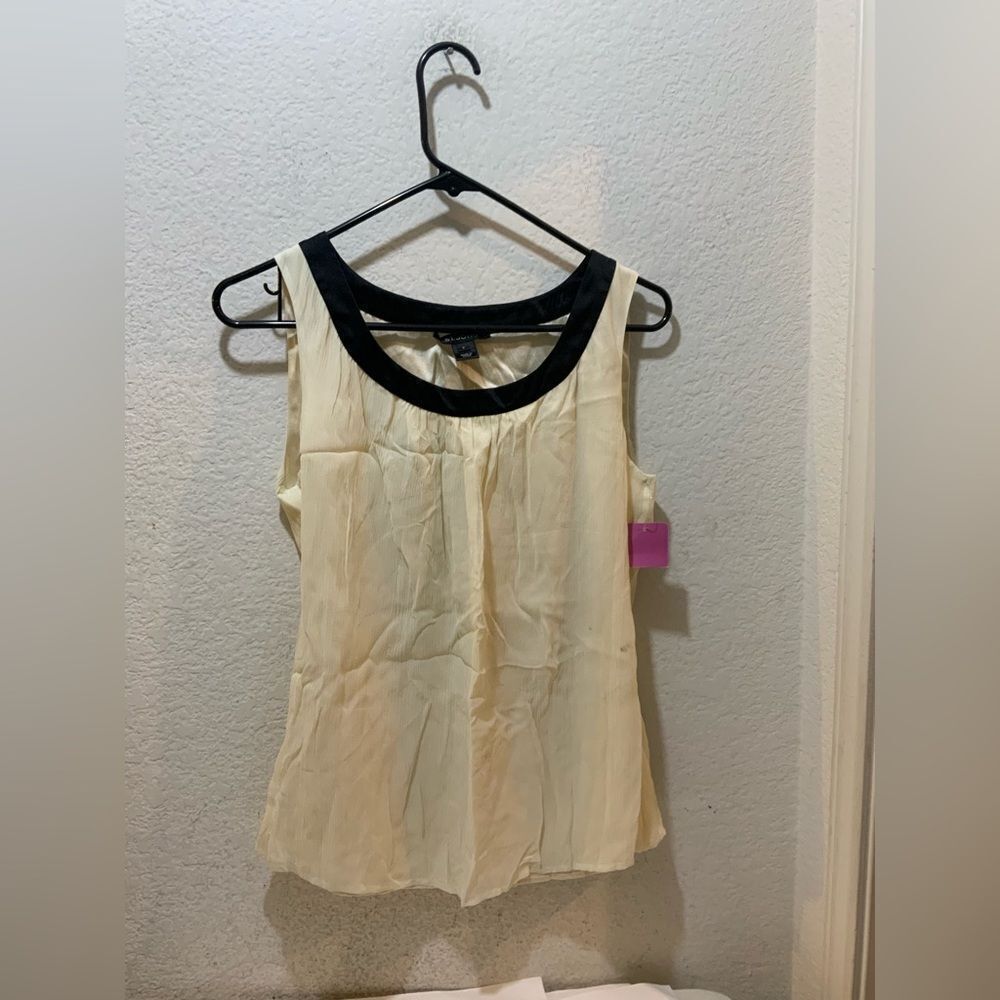 St. John ivory  black silk shell tank shell top  S